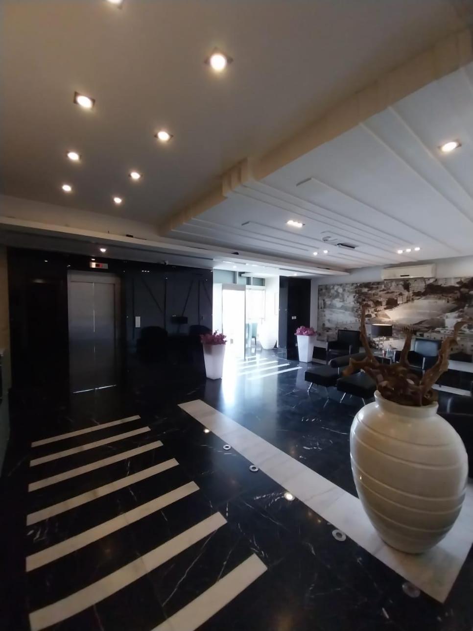 Crystal Hotel Amman Zewnętrze zdjęcie