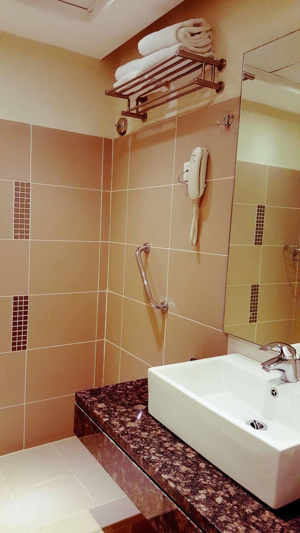 Crystal Hotel Amman Zewnętrze zdjęcie